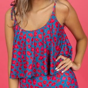 NWT Vibrant Leopard Swing Top